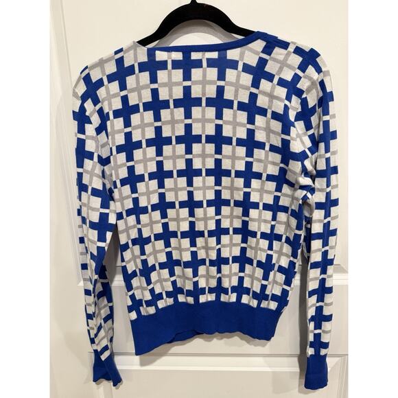 Cabi Blue Grey Plaid Cardigan Sweater Size Large Frame Pattern Preppy Academia - Picture 2 of 7